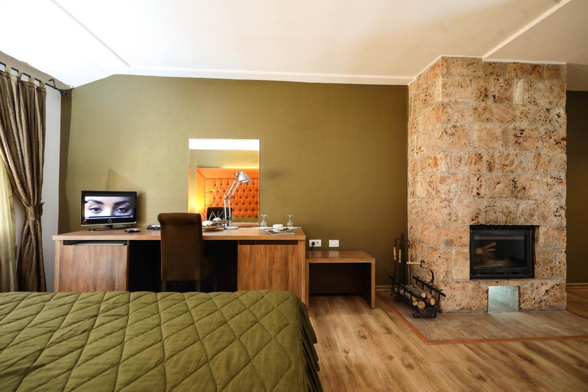 Hotel Carshia E Jupave Gjakova Kültér fotó