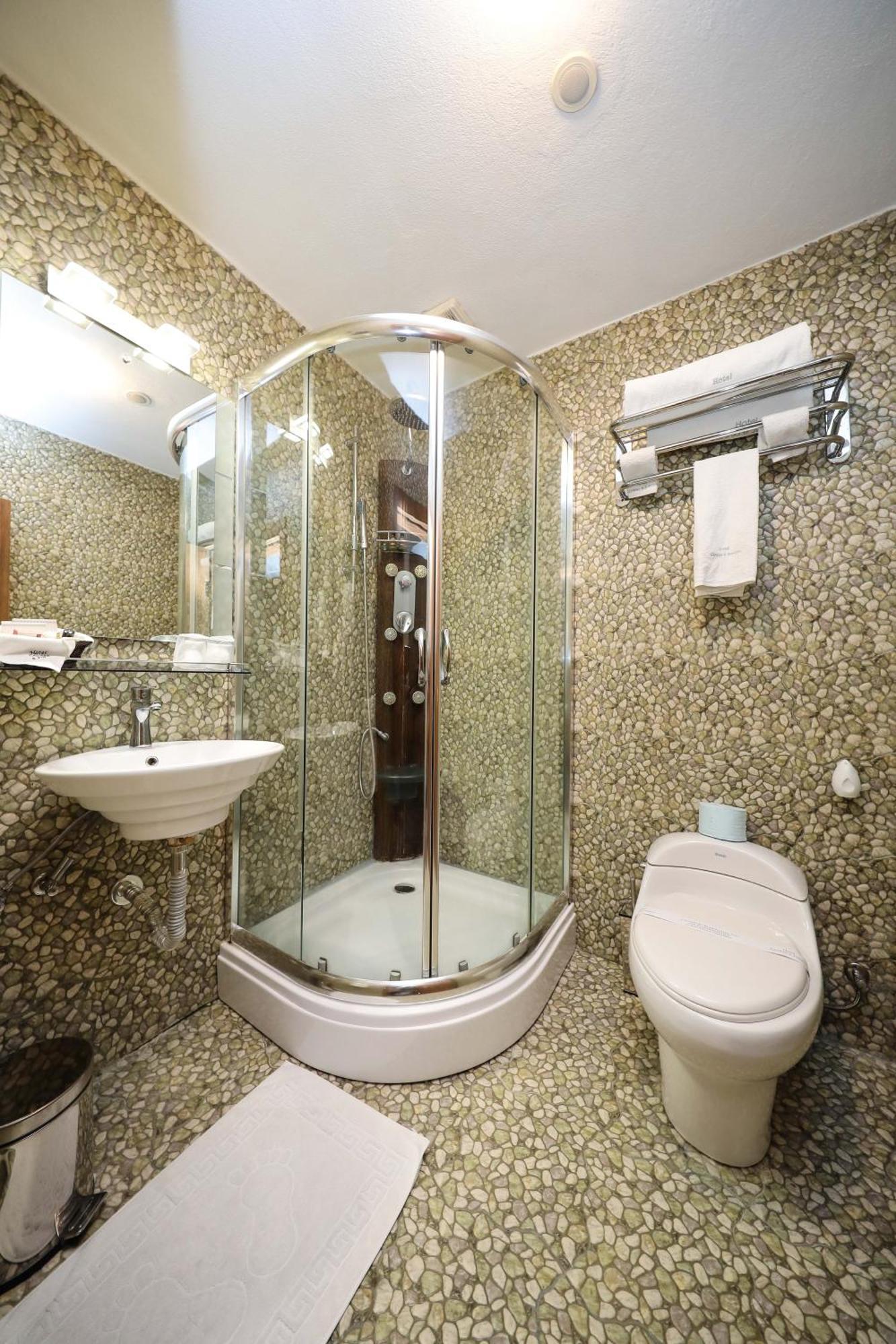 Hotel Carshia E Jupave Gjakova Kültér fotó