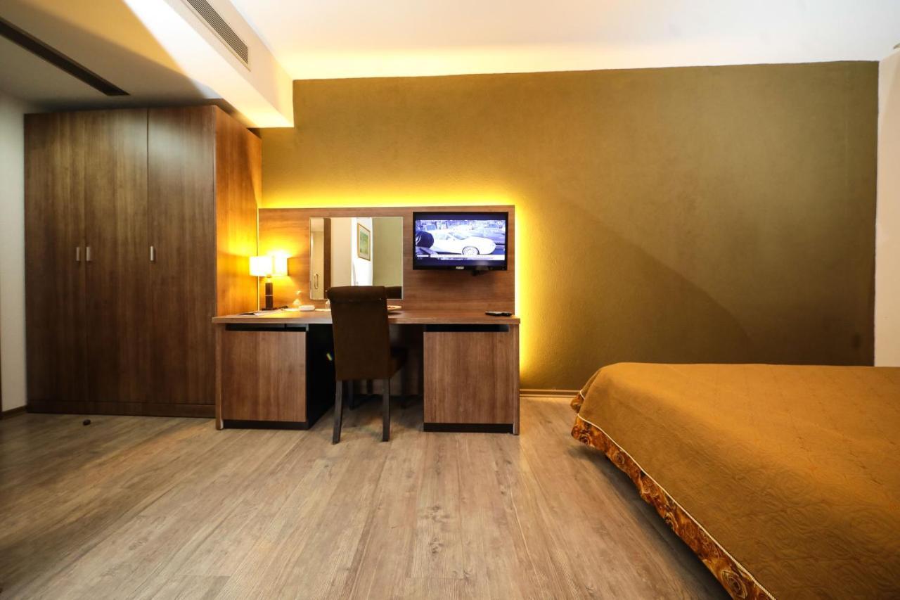 Hotel Carshia E Jupave Gjakova Kültér fotó