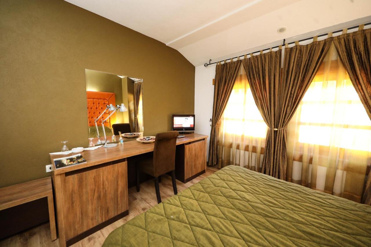 Hotel Carshia E Jupave Gjakova Kültér fotó